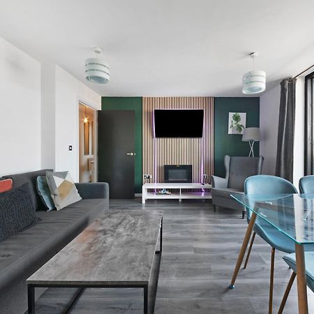 דירות לונדון Penthouse W/ Hot Tub Near Stratford, Westfield מראה חיצוני תמונה