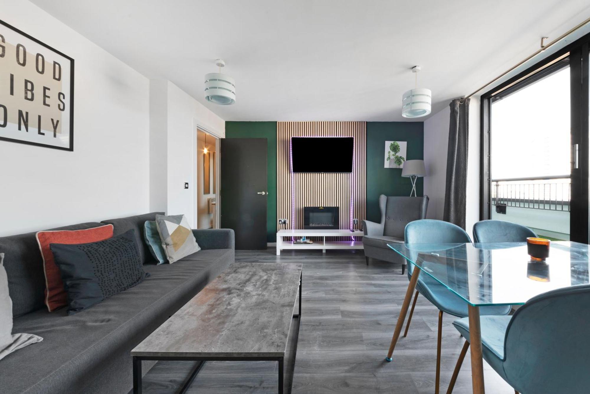 דירות לונדון Penthouse W/ Hot Tub Near Stratford, Westfield מראה חיצוני תמונה
